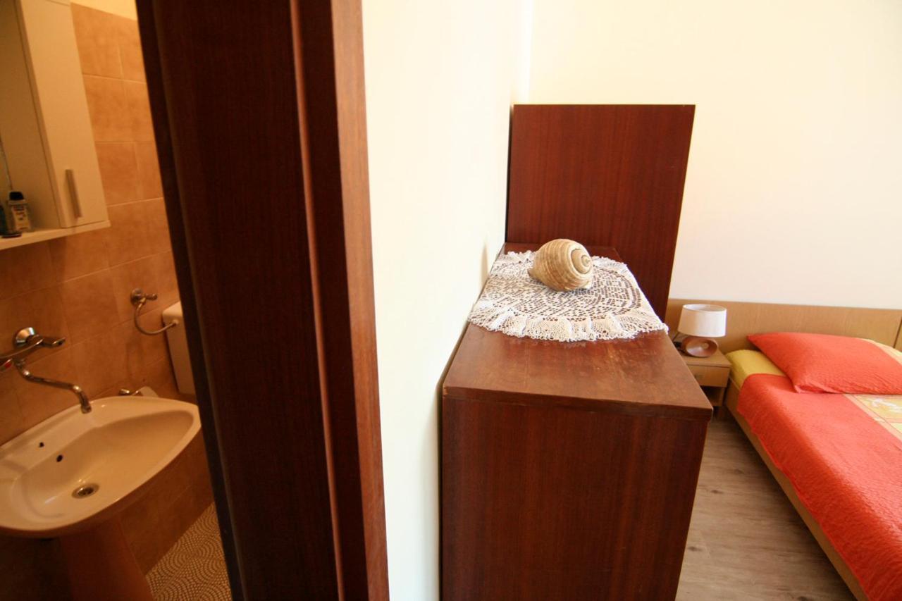 Apartments Marta 特罗吉尔 客房 照片